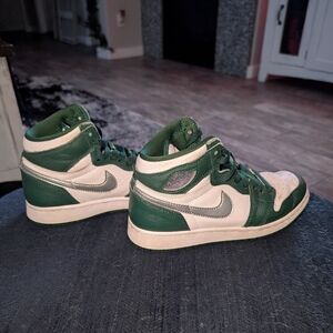 Size 4 kids Jordans